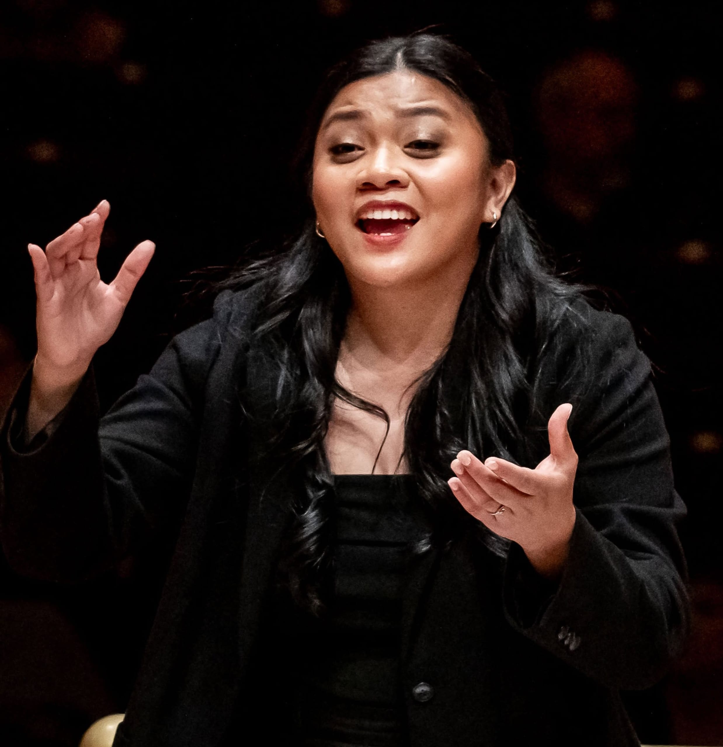 Sinamar Pascua Respicio Sinamar Pascua Respicio, artistic director of the Tucson Women's Chorus